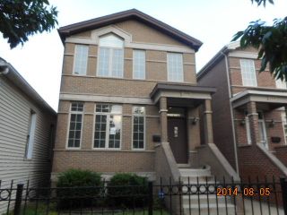 Foreclosed Home - 3306 S Justine St, 60608