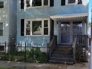 Foreclosed Home - 3749 S UNION AVE, 60609