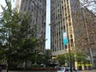 Foreclosed Home - 345 W FULLERTON PKWY APT 2104, 60614