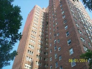 Foreclosed Home - 5000 S CORNELL AVE APT 12D, 60615