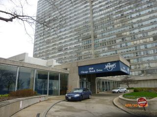 Foreclosed Home - 4800 S Chicago Beach Dr Apt 907s, 60615