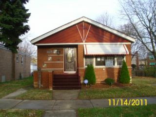 Foreclosed Home - 10135S S VAN VLISSINGEN RD, 60617