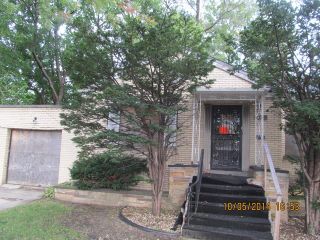 Foreclosed Home - 8743 S CRANDON AVE, 60617