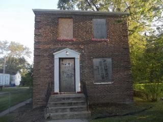 Foreclosed Home - 2707 E 92ND ST, 60617