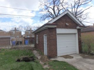 Foreclosed Home - 8151 S EUCLID AVE, 60617