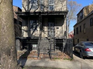 Foreclosed Home - 8219 S MARQUETTE AVE, 60617