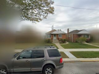 Foreclosed Home - 10825 S AVENUE B, 60617