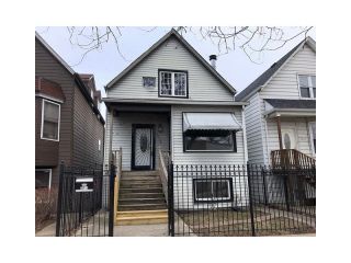 Foreclosed Home - 2818 W Melrose St, 60618