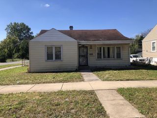 Foreclosed Home - 9158 S DREXEL AVE, 60619