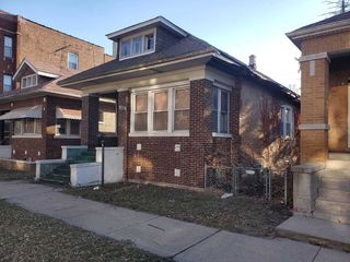 Foreclosed Home - 8349 S MARYLAND AVE, 60619