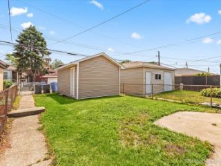 Foreclosed Home - 425 E 87TH PL, 60619