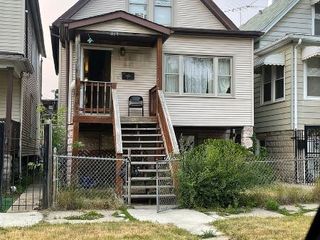 Foreclosed Home - 1134 E 82ND PL, 60619