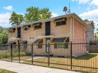 Foreclosed Home - 9254 S HARPER AVE, 60619