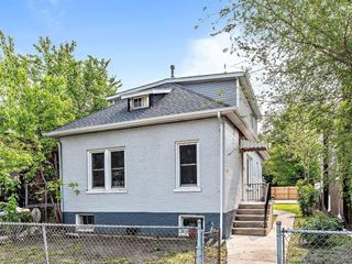 Foreclosed Home - 9223 S WOODLAWN AVE, 60619
