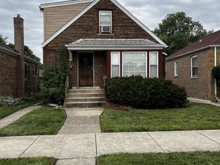 Foreclosed Home - 8954 S DORCHESTER AVE, 60619