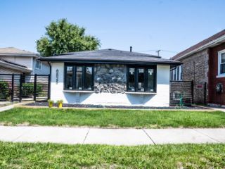 Foreclosed Home - 8825 S JUSTINE ST, 60620