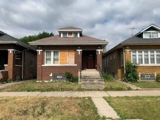 Foreclosed Home - 8018 S LAFLIN ST, 60620