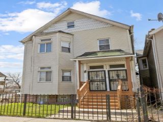 Foreclosed Home - 6136 S MORGAN ST, 60621