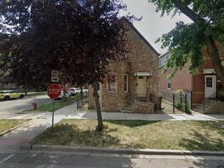 Foreclosed Home - 2701 W IOWA ST, 60622