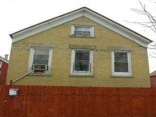 Foreclosed Home - 2518 S WHIPPLE ST, 60623