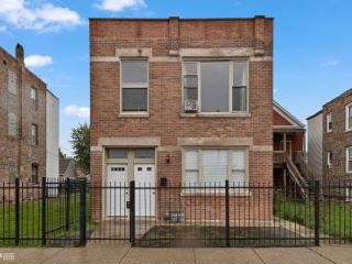 Foreclosed Home - 2233 S SPRINGFIELD AVE, 60623