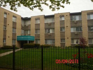 Foreclosed Home - 1728 W FARWELL AVE APT 302, 60626