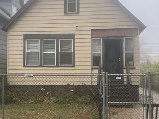 Foreclosed Home - 229 W 112TH ST, 60628