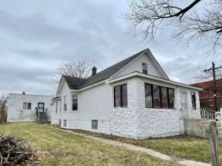 Foreclosed Home - 19 E 102ND PL, 60628
