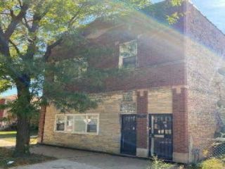 Foreclosed Home - 215 E 107TH ST, 60628