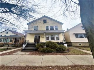 Foreclosed Home - 319 E 119TH ST, 60628