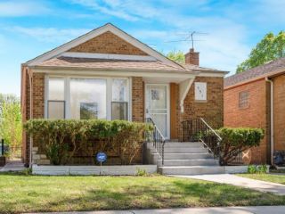 Foreclosed Home - 551 W 126TH ST, 60628