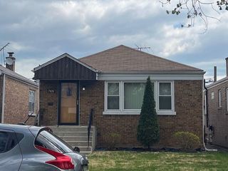 Foreclosed Home - 7425 S MAPLEWOOD AVE, 60629