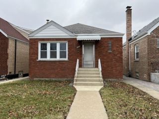 Foreclosed Home - 3823 W 69TH ST, 60629