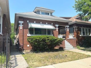 Foreclosed Home - 6224 S MAPLEWOOD AVE, 60629