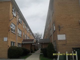 Foreclosed Home - 4826 N LINDER AVE APT E3, 60630