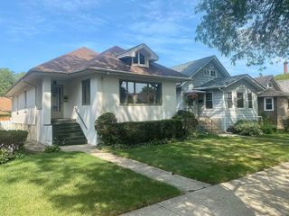 Foreclosed Home - 5026 W WINDSOR AVE, 60630