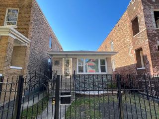 Foreclosed Home - 4002 S TALMAN AVE, 60632