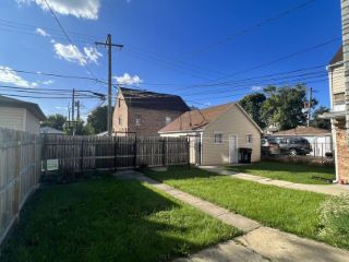 Foreclosed Home - 4012 S CALIFORNIA AVE, 60632