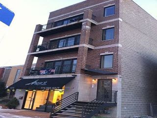 Foreclosed Home - 8251 W IRVING PARK RD APT 4, 60634