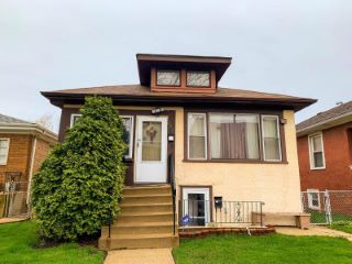 Foreclosed Home - 2835 N OAK PARK AVE, 60634