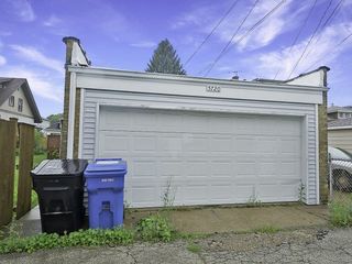 Foreclosed Home - 5720 W BYRON ST, 60634