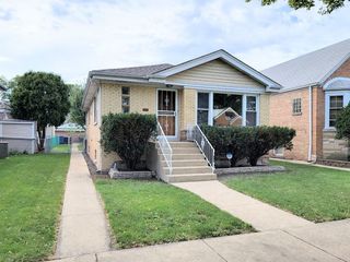 Foreclosed Home - 3126 N NAGLE AVE, 60634