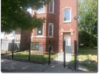 Foreclosed Home - 5526 S Bishop St, 60636