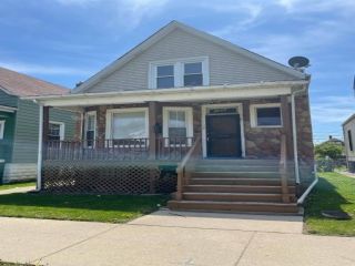 Foreclosed Home - 1453 W 72ND ST, 60636