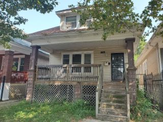 Foreclosed Home - 1506 W 72ND PL, 60636