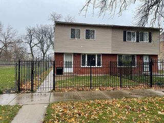 Foreclosed Home - 1210 E 69TH ST, 60637