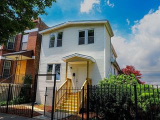 Foreclosed Home - 7046 S WABASH AVE, 60637
