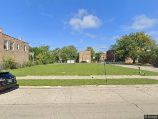 Foreclosed Home - 1428 E 70TH ST, 60637