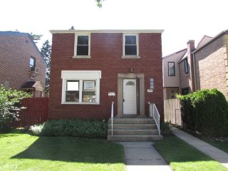Foreclosed Home - 5744 S New England Ave, 60638