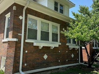 Foreclosed Home - 3100 N KENNETH AVE, 60641